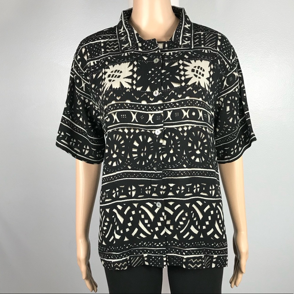 CHRISTOPHER & BANKS Small Black Button Down Top